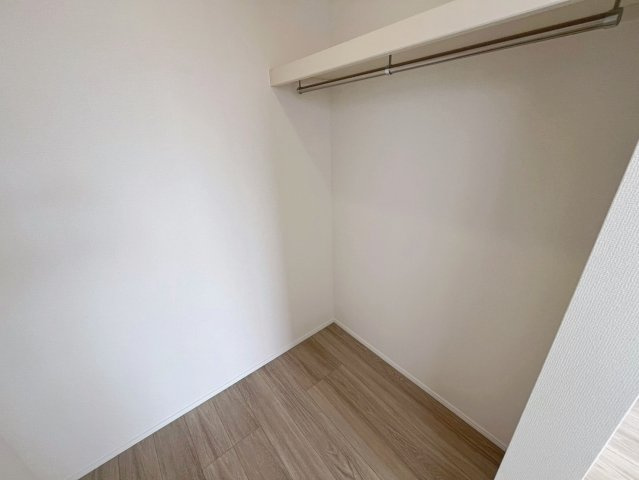 ハートフルタウン読谷村上地　C号棟の収納|ウォークインクローゼット