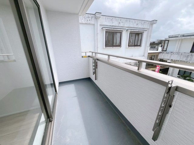 ハートフルタウン読谷村上地　C号棟のバルコニー