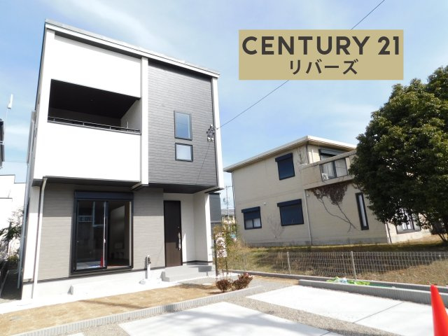 名古屋市港区大西２丁目の新築一戸建の外観|◇限定１棟◇　　南向き！！いつでも見学出来ます♪♪（お問合せ当日、平日、水曜、夜間でもＯＫ）　敷地５４．７５坪！　駐車４台ＯＫ！　天然芝の庭付き♪　長期優良住宅！　制震ダンパー搭載！　BELS対応！