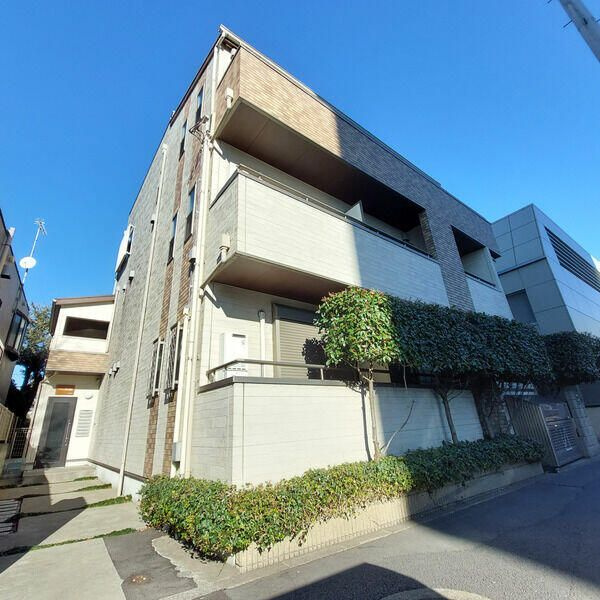 フラット富士見台