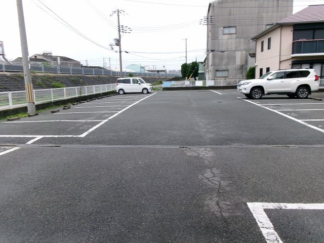 シーサイドハイツの駐車場