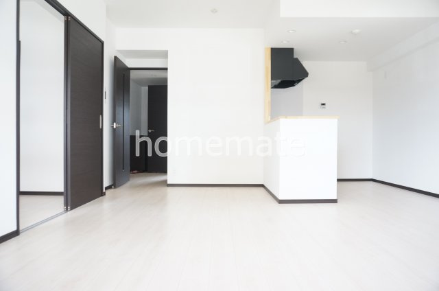 熊本市南区田井島２丁目の賃貸マンションの居間・リビング