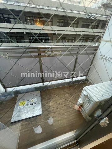 プライムアーバン御堂筋本町のバルコニー