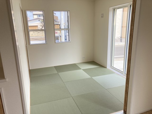 ブルーミングガーデン前橋市駒形町　3号棟の和室|1階和室です♪5.25帖あります