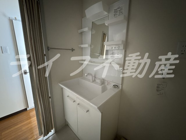 デサプトゥリの洗面所|コンパクトで使いやすい洗面所