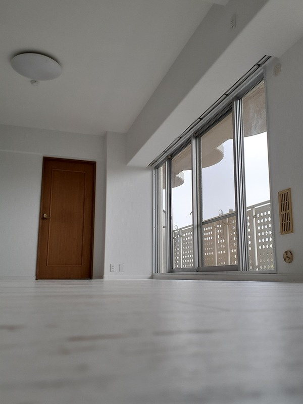 サバービアシティ21B棟の居間・リビング