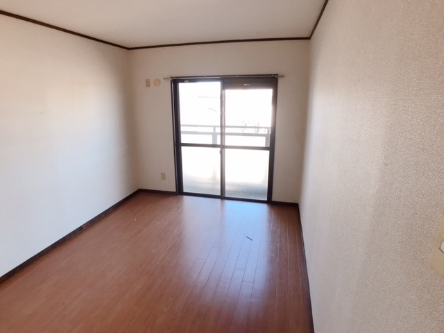エステート中山の内装
