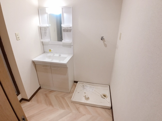 エステート中山の洗面所