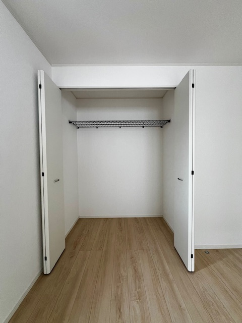 久留米市東合川新町第2-2号棟の収納|洋室2F①