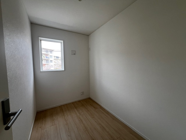 久留米市東合川新町第2-2号棟の洋室|テレワークルーム　在宅勤務や家で仕事を行う際にオススメ