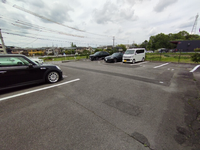 ヴィレッジゆたかⅣの駐車場