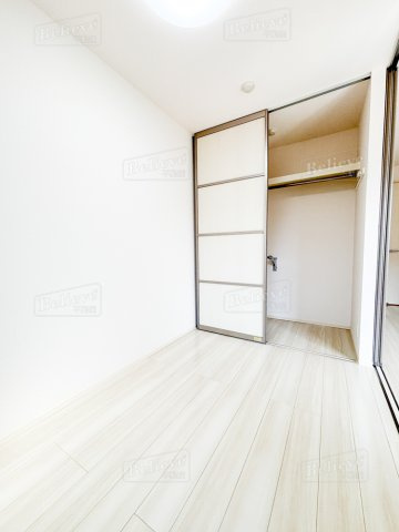 モンテベール南風の寝室|クローゼット付の寝室です☆