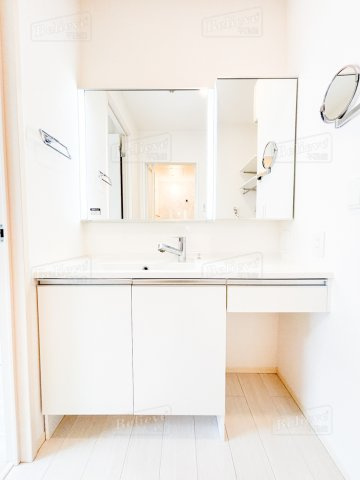 モンテベール南風の洗面所|広い洗面スペースです★