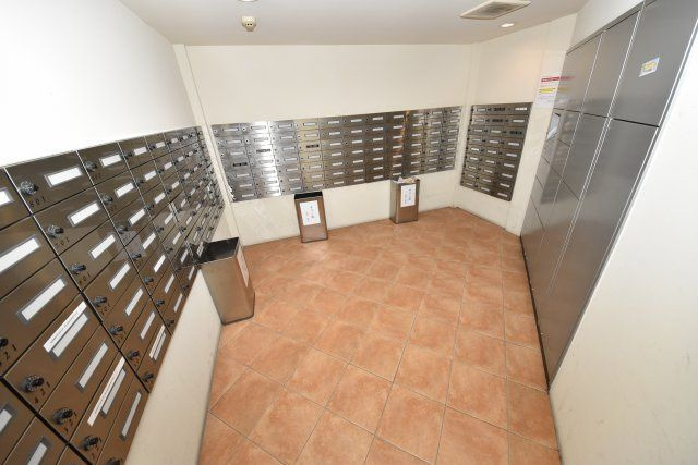 ルクレ阿波座レジデンス