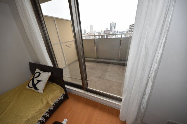 ルクレ阿波座レジデンスのバルコニー