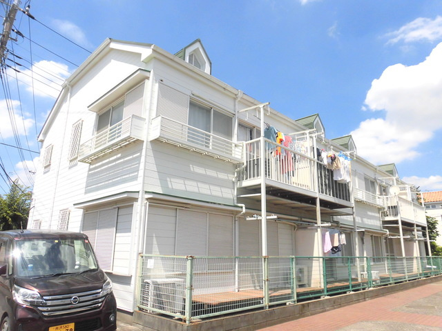 ホワイトヒルズの外観