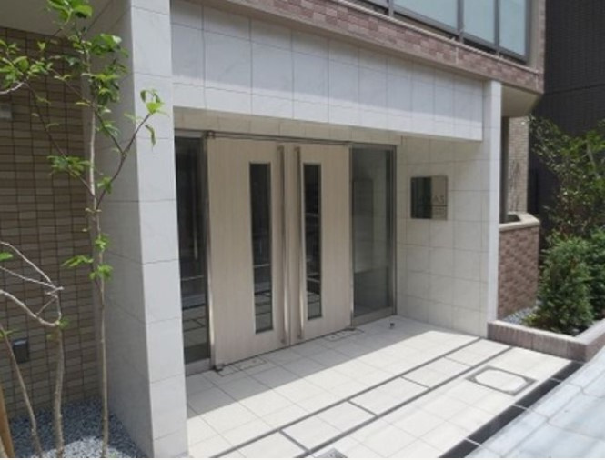 アクサス深川住吉のエントランス