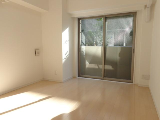 アクサス深川住吉の居間・リビング