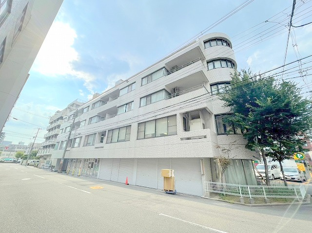 エルブ新大阪の外観