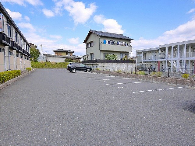 レオパレスＡＫＩの駐車場|駐車場です
