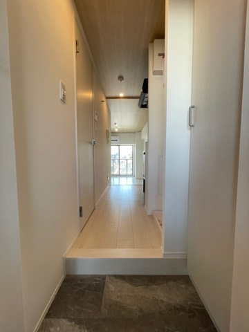 新品家具付きマンション台東2(KaGood東京)の玄関