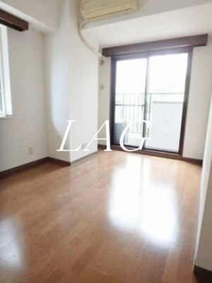 【居間・リビング】 | 目黒青葉台グランドハイツ | 洋室のお部屋です。