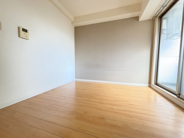 グランパシフィック十三の居間・リビング