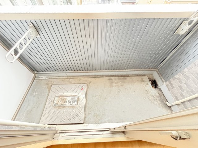 グランパシフィック十三のバルコニー