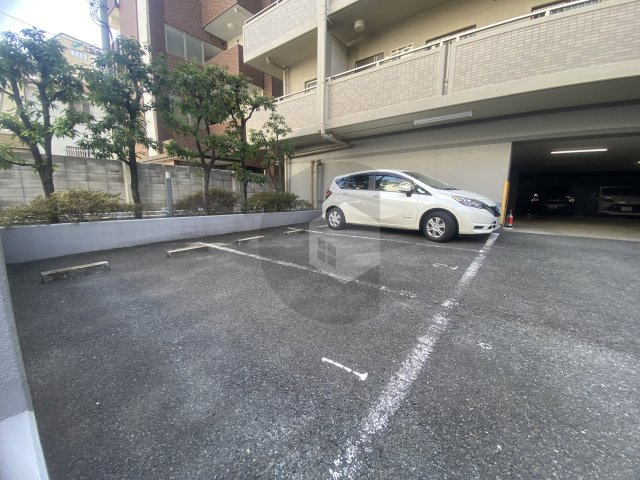 藤和シティホームズ永和の駐車場