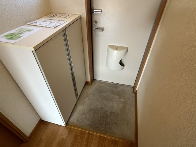 ヴィラコスモスC棟の玄関|＊他号室　参考写真