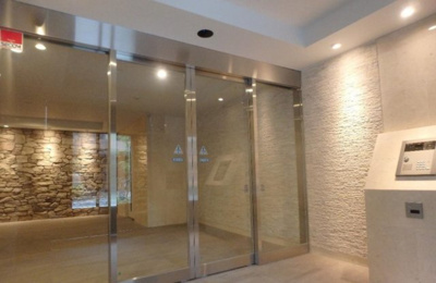 【エントランス】 | XEBEC東日暮里South