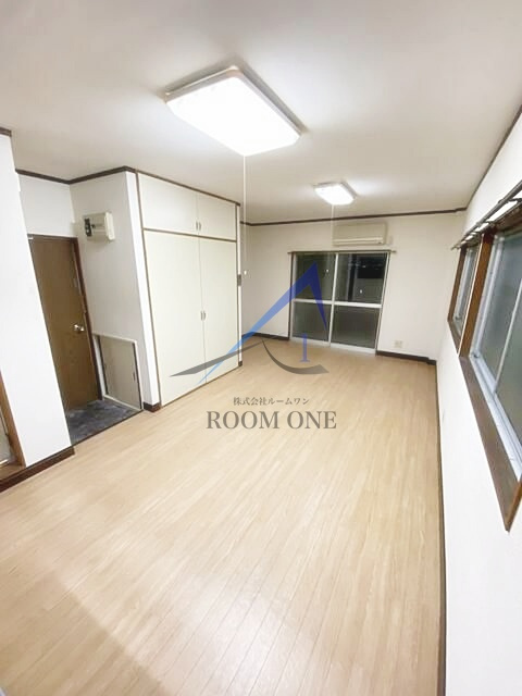 Ｉ・Ｄビルの居間・リビング|洋室のお部屋です。