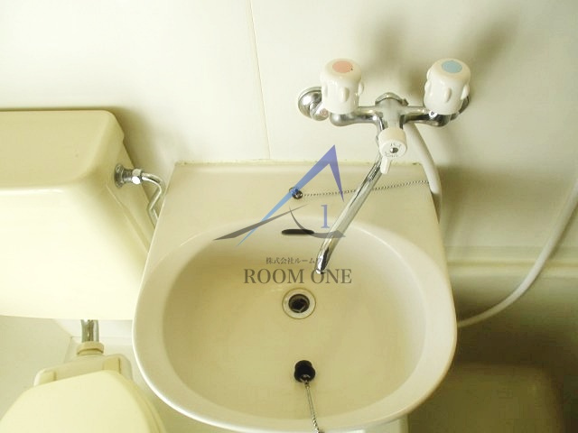 Ｉ・Ｄビルの洗面所|洗面台です。