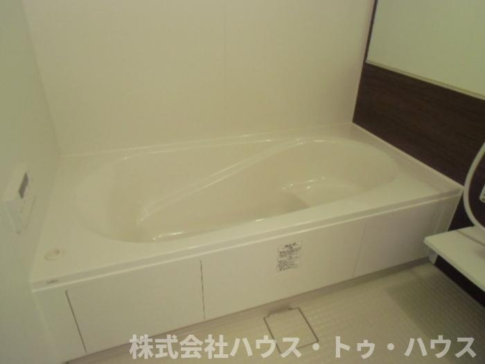 WEST COURT 楓の浴室