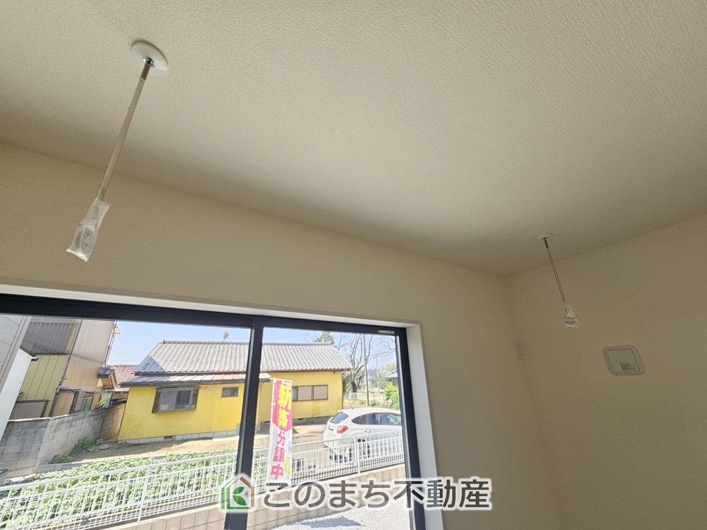 LiveleGarden.S第5栃木市岩舟町静和の内装|室内物干し完備！