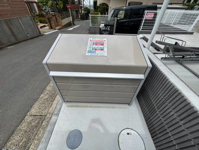 川崎市多摩区長尾６丁目のアパートのエントランス