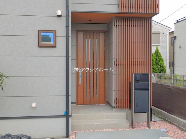 所沢市小手指南4丁目・全5棟　新築一戸建　1号棟の玄関|現地写真（2026年6月15日撮影）