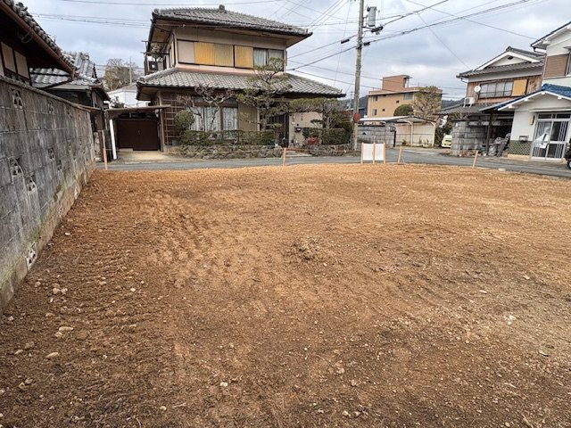 建築条件なし売土地●お好みのハウスメーカーや工務店で建築可能●約５０坪●南丹市園部町美園町２号の外観|現況更地(２０２６年２月撮影)