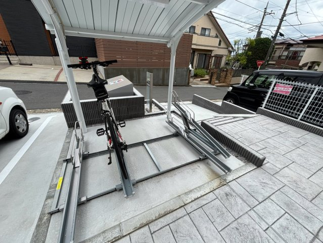 川崎市多摩区長尾６丁目のアパートの駐車場