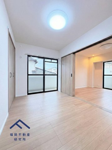 アムール和白３の洋室