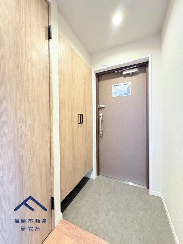 アムール和白３の玄関