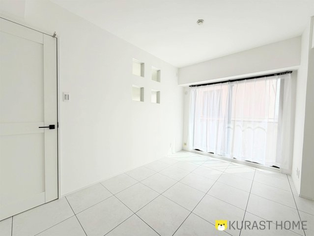 サンマンション丸太町　4階の洋室|洋室5.5帖