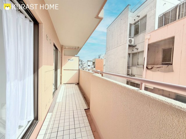 サンマンション丸太町　4階のバルコニー