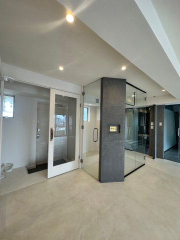 メゾン青山のロビー