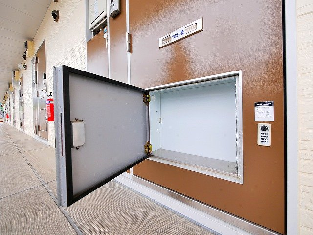 レオパレスゆとり　天理の設備|宅配ボックス