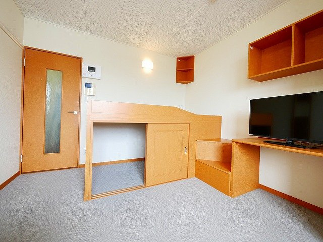 レオパレスゆとり　天理の洋室|明るい洋室です