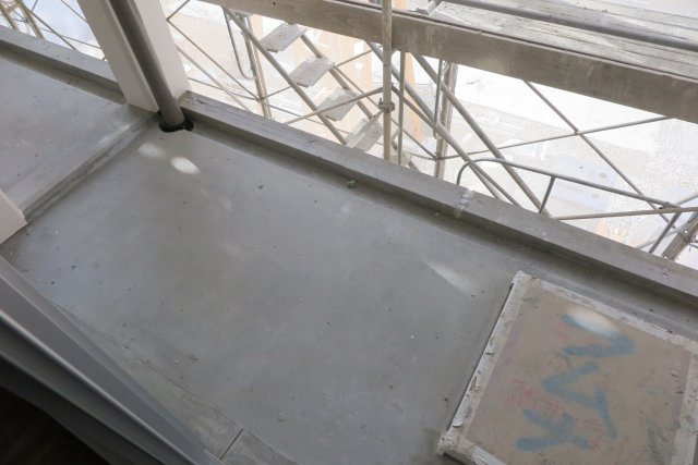 コーラルポワント難波WESTのバルコニー