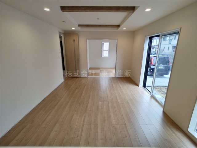 【居間・リビング】の画像