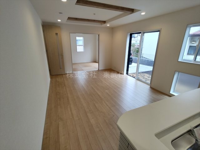 【居間・リビング】の画像