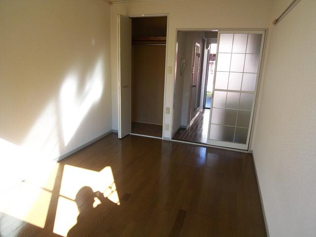 メゾンド・エメラルドⅡ の間取り|ハンガーポール付きクローゼット